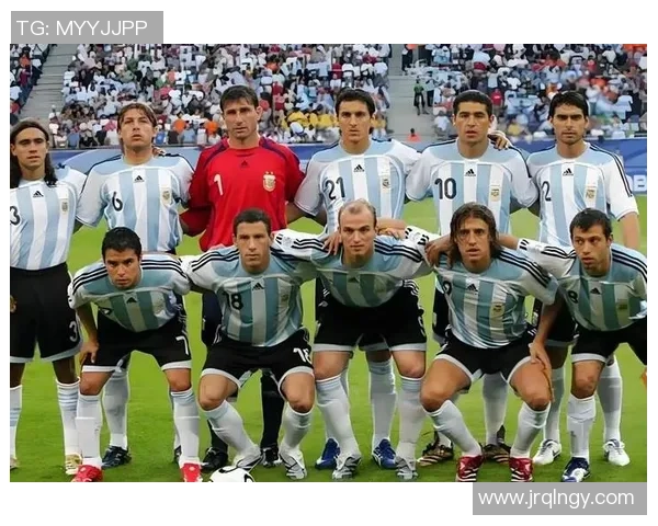 混血足球明星在2002年世界杯的辉煌表现与传奇故事